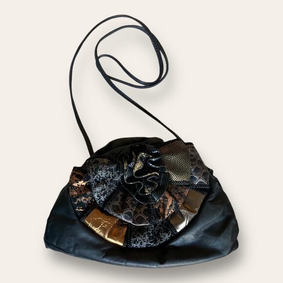 80's Black clamshell Clutch, quality leather with shoulder strap - Picture 1 of 8